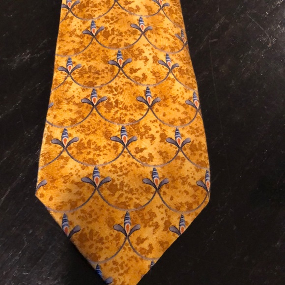 Four ties. Hathaway/talbott/Kirkland - Picture 4 of 5